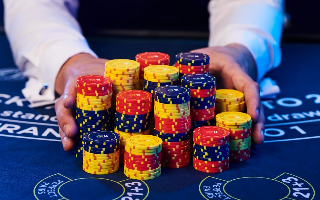 Master Poker Hand Odds to Boost Your Game