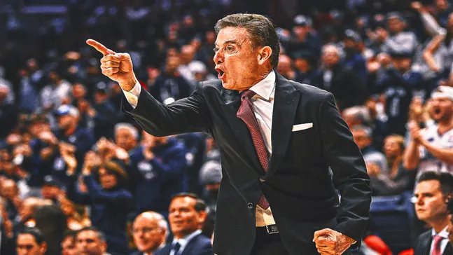 pitino-halftime